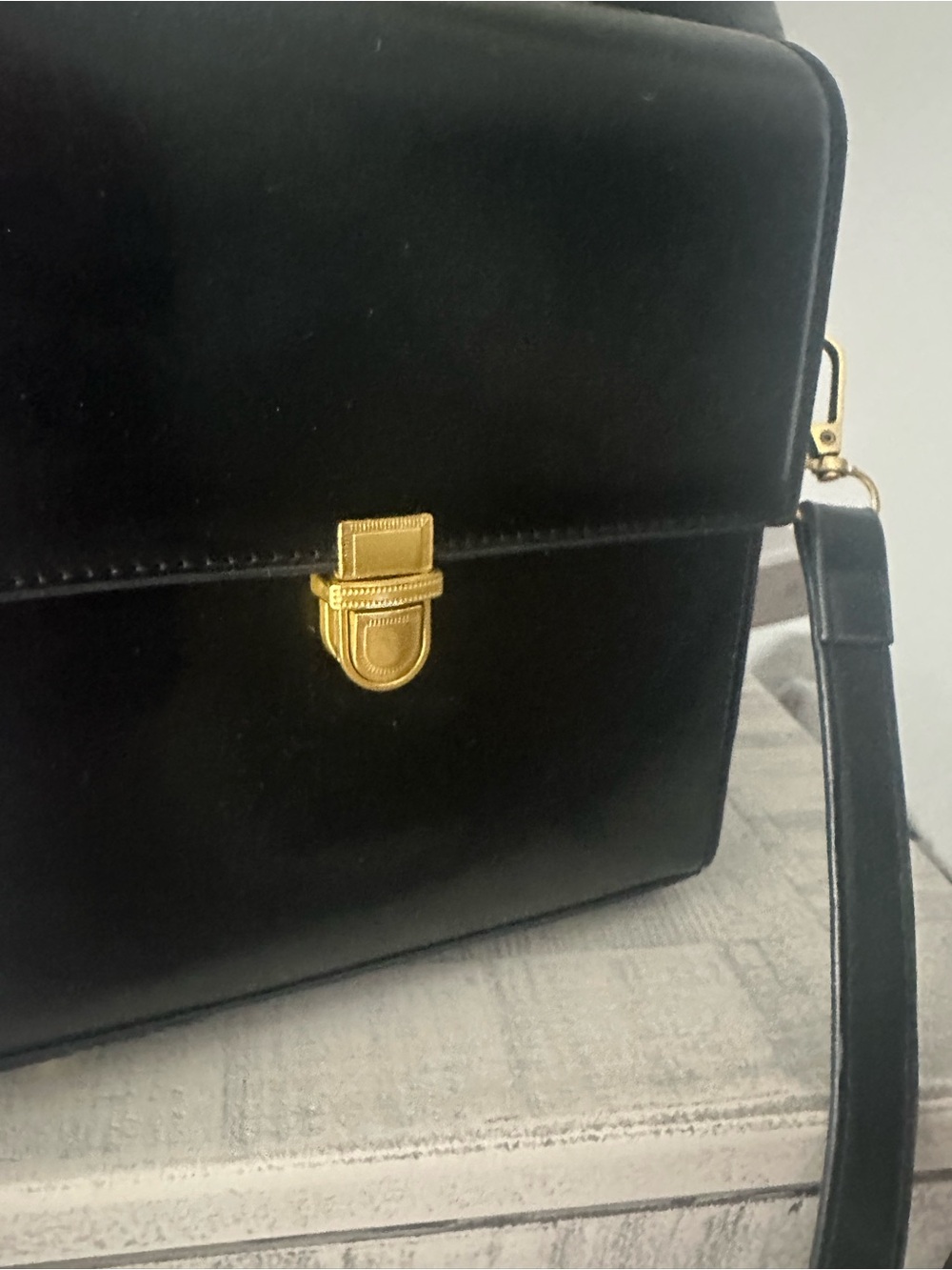 Purse - Picture 4 of 6